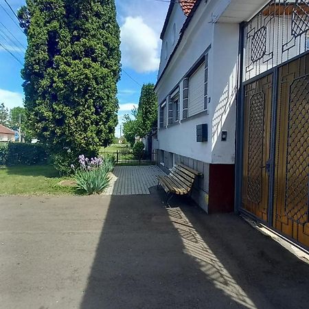 Pensiunea Magnolia Prejmer Exterior foto